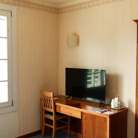 酒店 Phi Astoria 苏塞加纳