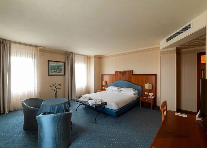 Phi Astoria Hotel Susegana