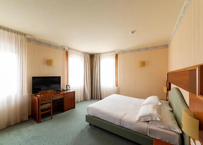 Hotel Phi Astoria Susegana