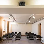 Phi Astoria מלון Susegana