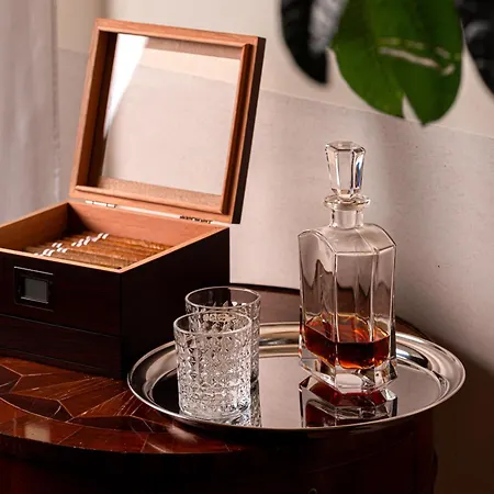 Phi Astoria Hotel 4*