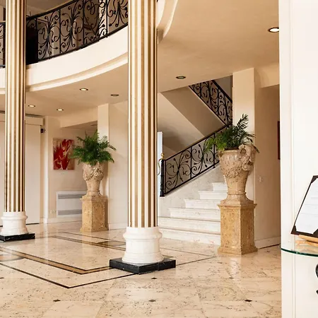 Hotell Phi Astoria Susegana