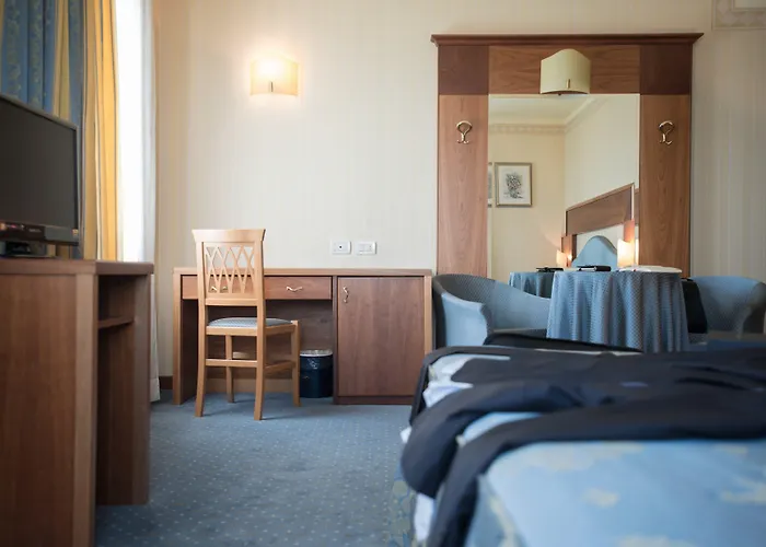 Phi Astoria فندق Susegana