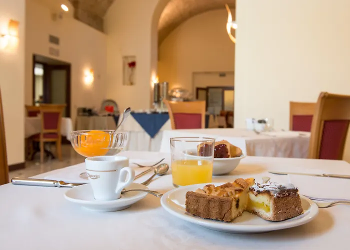 Phi Astoria فندق Susegana