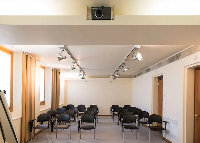 Phi Astoria 호텔 수세가나